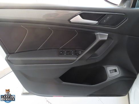 Used 2022 Volkswagen Tiguan SE FWD image 10