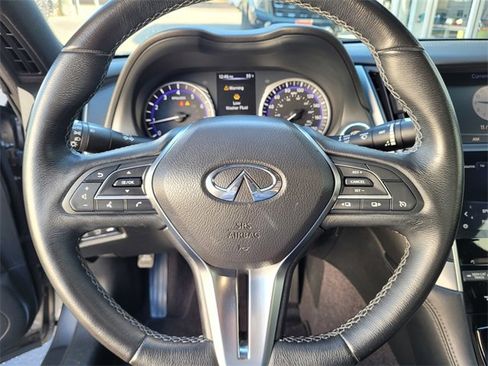 Used 2018 INFINITI Q60 2.0t w/ Moonroof Package image 23