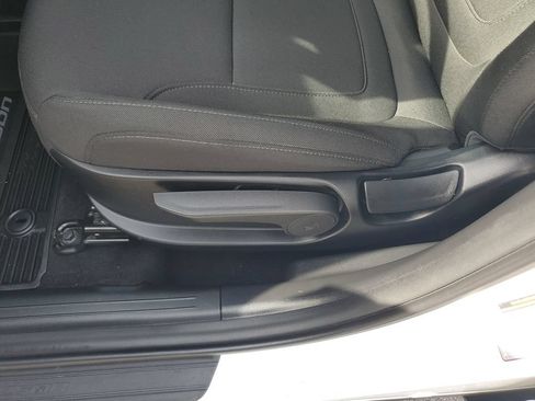 Certified 2026 Hyundai Tucson SE FWD image 16