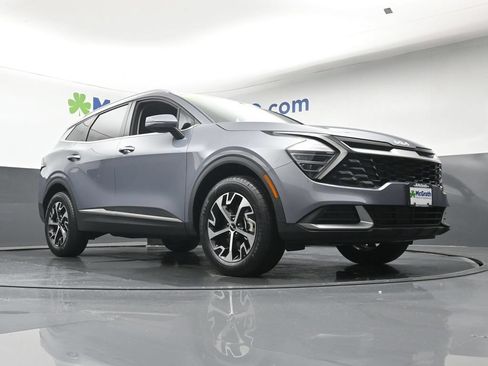 Used 2024 Kia Sportage EX AWD/4WD image 28