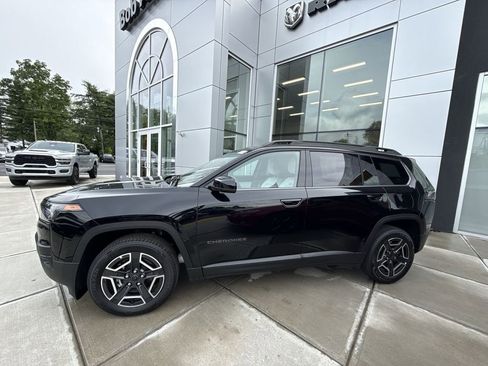 New 2026 Jeep Cherokee Limited AWD/4WD image 3