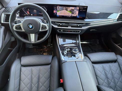 Used 2026 BMW X5 sDrive40i w/ Executive Package RWD image 16