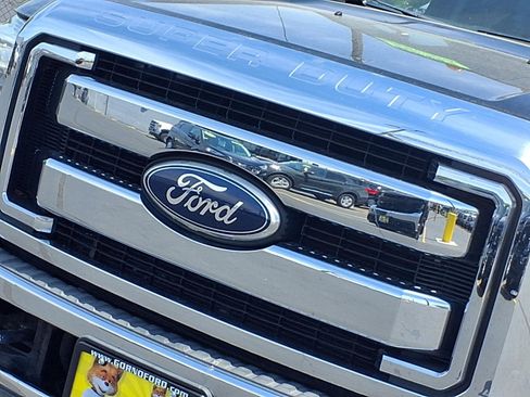 Used 2011 Ford F350 XLT w/ XLT Premium Pkg AWD/4WD image 29