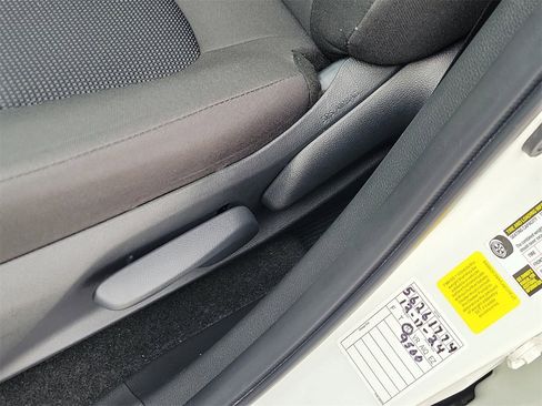 Used 2025 Toyota RAV4 LE image 17