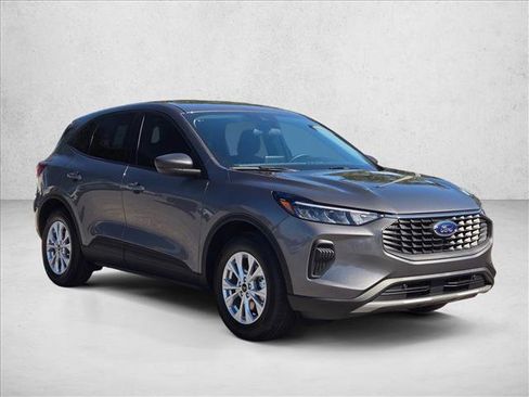 New 2026 Ford Escape Active image 5