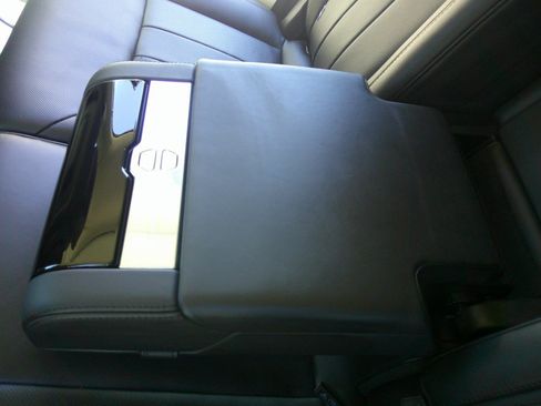 Used 2023 Land Rover Range Rover SE AWD/4WD image 53