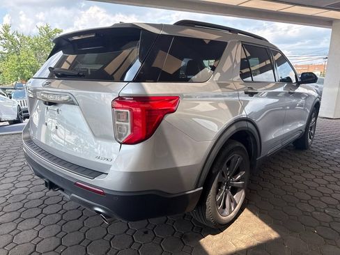 Used 2023 Ford Explorer XLT w/ Equipment Group 202A AWD/4WD image 6