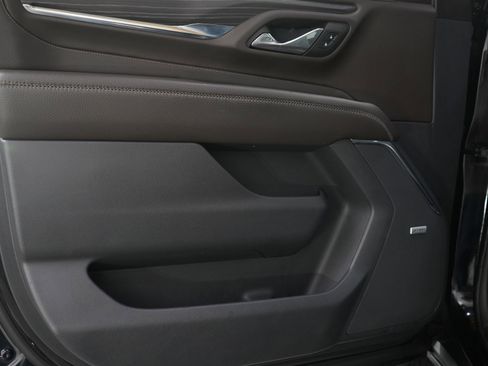 Used 2023 GMC Yukon XL Denali image 23