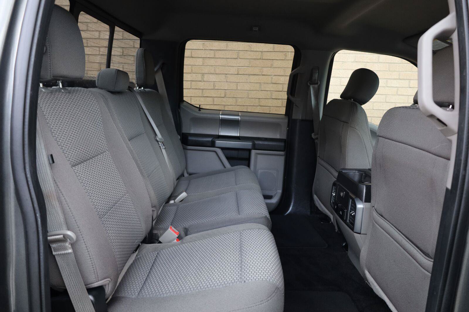 Used 2018 Ford F150 XLT w/ Equipment Group 302A Luxury AWD/4WD image 23