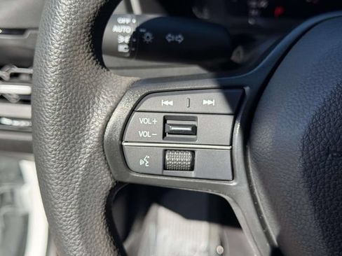 Certified 2023 Honda Accord EX image 20