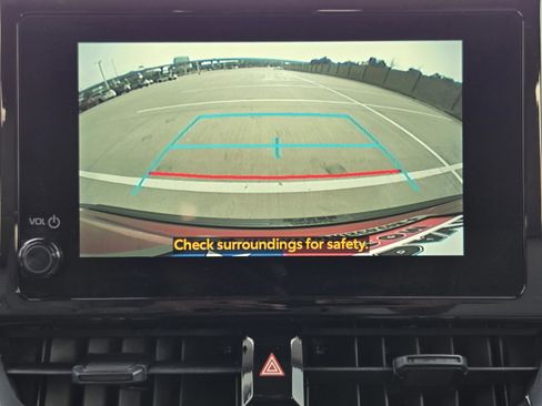 Used 2024 Toyota Corolla Cross LE FWD image 14
