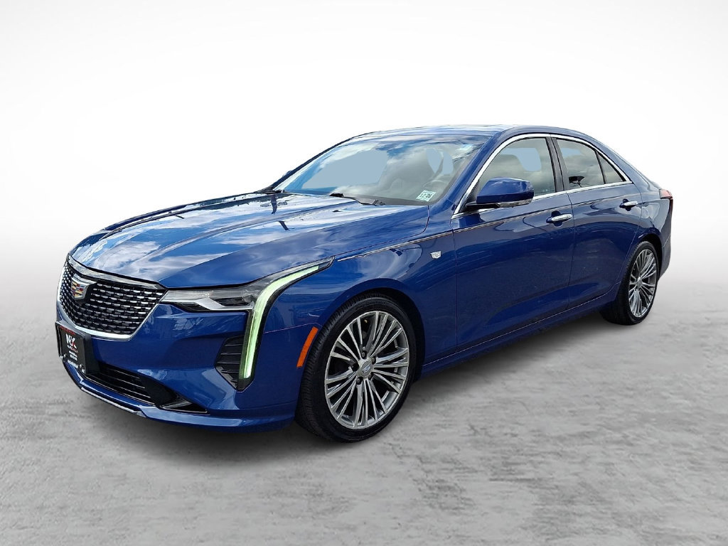Used 2021 Cadillac CT4 Premium Luxury RWD image 3