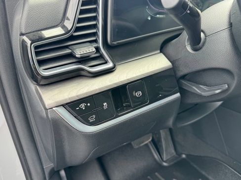 Used 2023 Kia Sportage X-Line w/ X-Line Premium Package AWD/4WD image 45