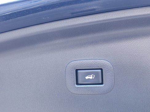 Used 2019 Nissan Armada SL w/ Premium Package image 34