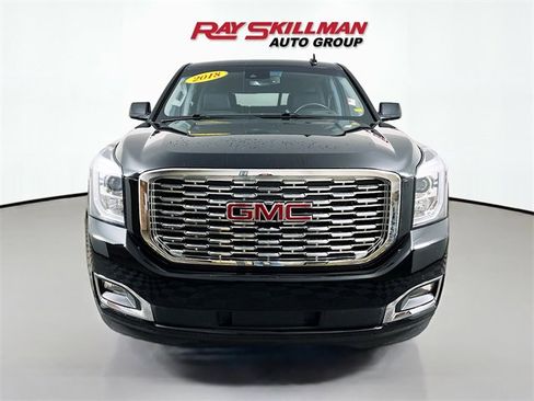 Used 2018 GMC Yukon Denali w/ Denali Ultimate Package image 2