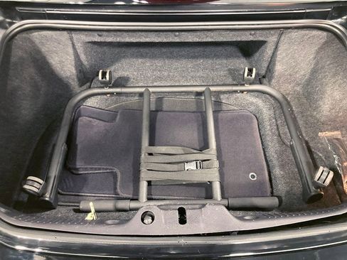 Used 2003 Ford Thunderbird image 44