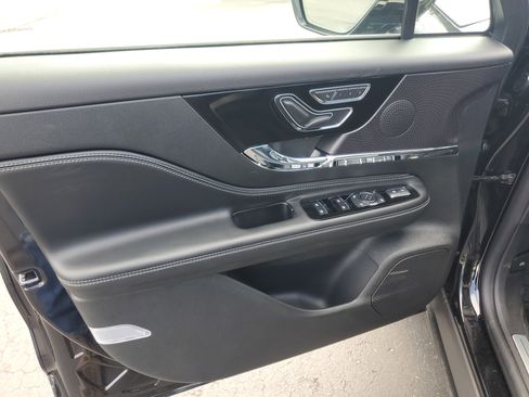 New 2026 Lincoln Corsair Reserve AWD/4WD image 8