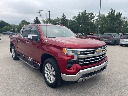 Used 2023 Chevrolet Silverado 1500 LTZ w/ LTZ Convenience Package II AWD/4WD image 13