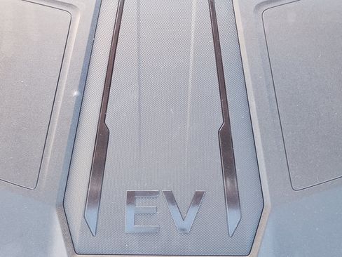 New 2026 Hyundai Ioniq 5 SEL image 17