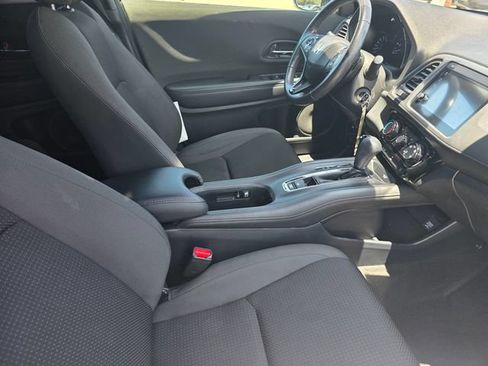 Used 2019 Honda HR-V Sport image 15