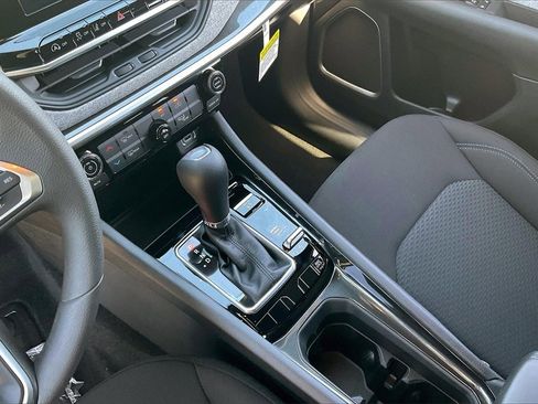 New 2025 Jeep Compass Sport image 8