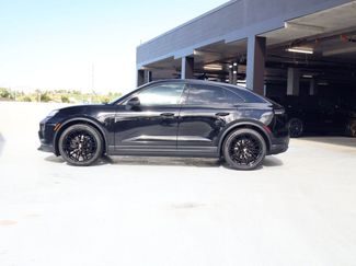 New 2026 Porsche Macan Electric video 2