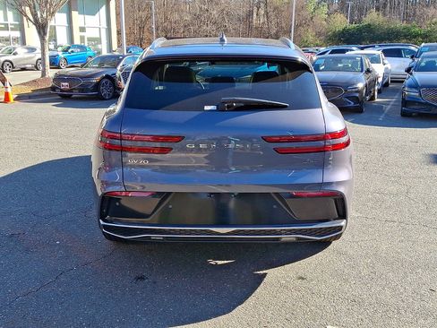 Used 2026 Genesis GV70 2.5T image 7