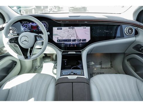 Certified 2023 Mercedes-Benz EQS 580 4MATIC SUV image 11