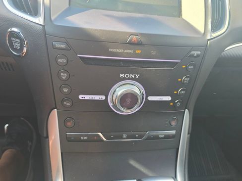 Used 2018 Ford Edge Sport w/ Technology Package AWD/4WD image 31