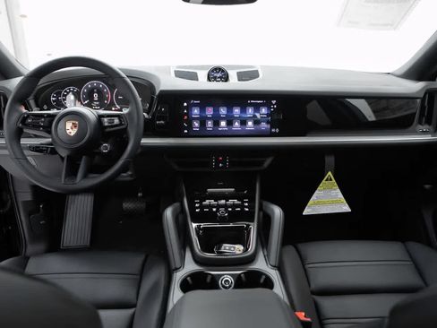 Certified 2026 Porsche Cayenne E-Hybrid Coupe AWD/4WD image 13