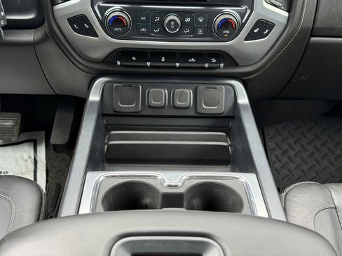 Used 2017 GMC Sierra 1500 SLT w/ SLT Premium Package AWD/4WD image 15
