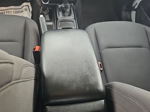 Used 2023 Jeep Wrangler Unlimited Sport AWD/4WD image 14