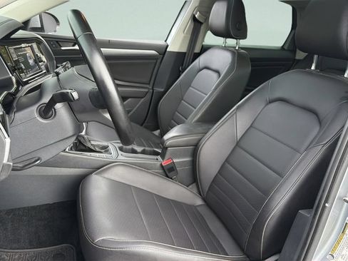 Used 2023 Volkswagen Jetta SE FWD image 27