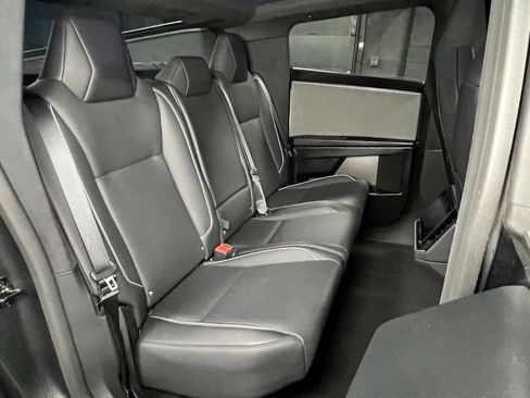 Used 2025 Tesla Cybertruck Cyberbeast AWD/4WD image 19