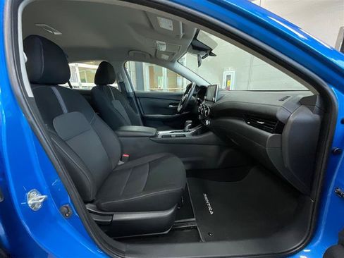 Used 2022 Nissan Sentra SV w/ Trunk Package FWD image 28