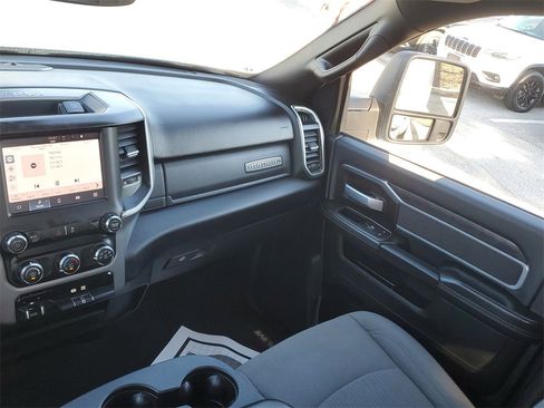 Used 2024 RAM 3500 Big Horn image 18