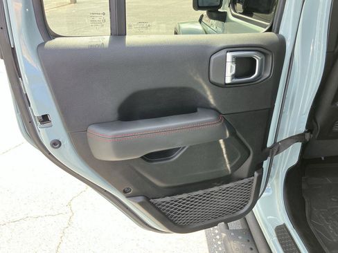 Used 2023 Jeep Wrangler Unlimited Rubicon w/ Steel Bumper Group AWD/4WD image 23