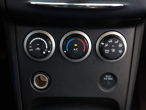 Used 2011 Nissan Rogue S AWD/4WD image 30
