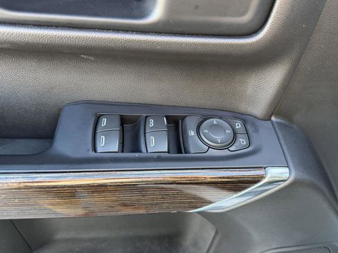 Used 2019 GMC Sierra 1500 SLE AWD/4WD image 11