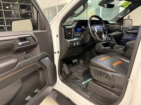 Used 2024 GMC Sierra 1500 AT4 w/ Technology Package image 13