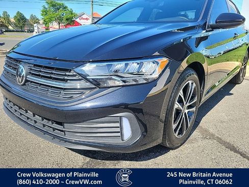 Certified 2024 Volkswagen Jetta Sport FWD image 24