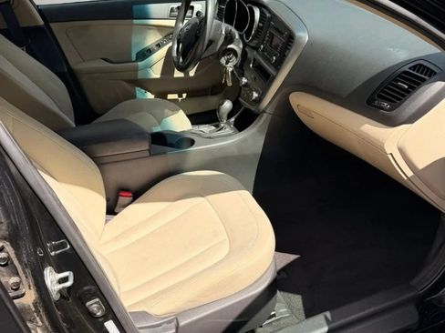 Used 2011 Kia Optima LX FWD image 6