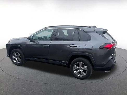 Used 2025 Toyota RAV4 LE image 10