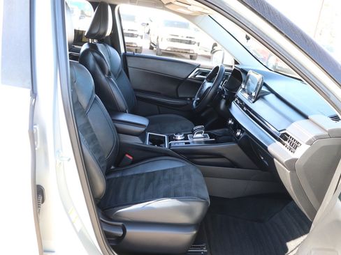 Used 2023 Mitsubishi Outlander SE FWD image 33