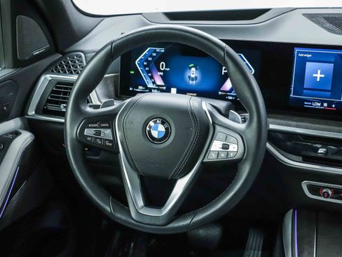 Used 2024 BMW X5 sDrive40i w/ Premium Package RWD image 15