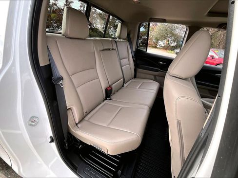 Used 2023 Honda Ridgeline RTL image 19