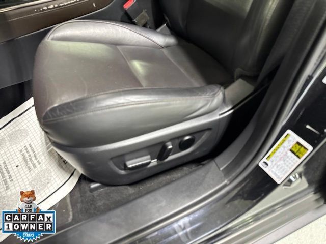 Used 2022 MAZDA CX-30 AWD 2.5 S w/ Premium Package image 18