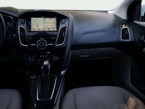 Used 2016 Ford Focus Electric Hatchback FWD image 22