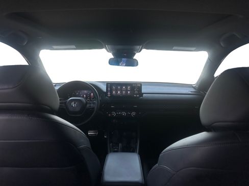 Used 2023 Honda Accord Sport image 10