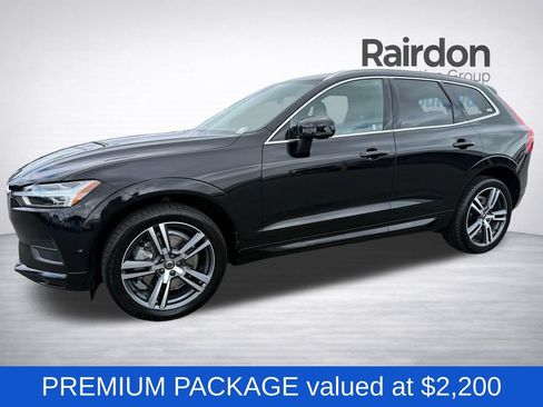 Used 2019 Volvo XC60 T6 Momentum w/ Multimedia Package AWD/4WD image 3